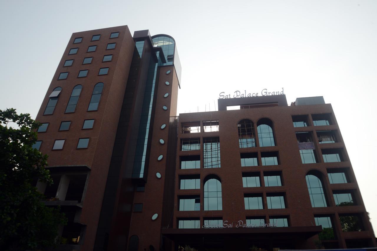 Sai Palace Grand, Malad Mumbai Exteriör bild