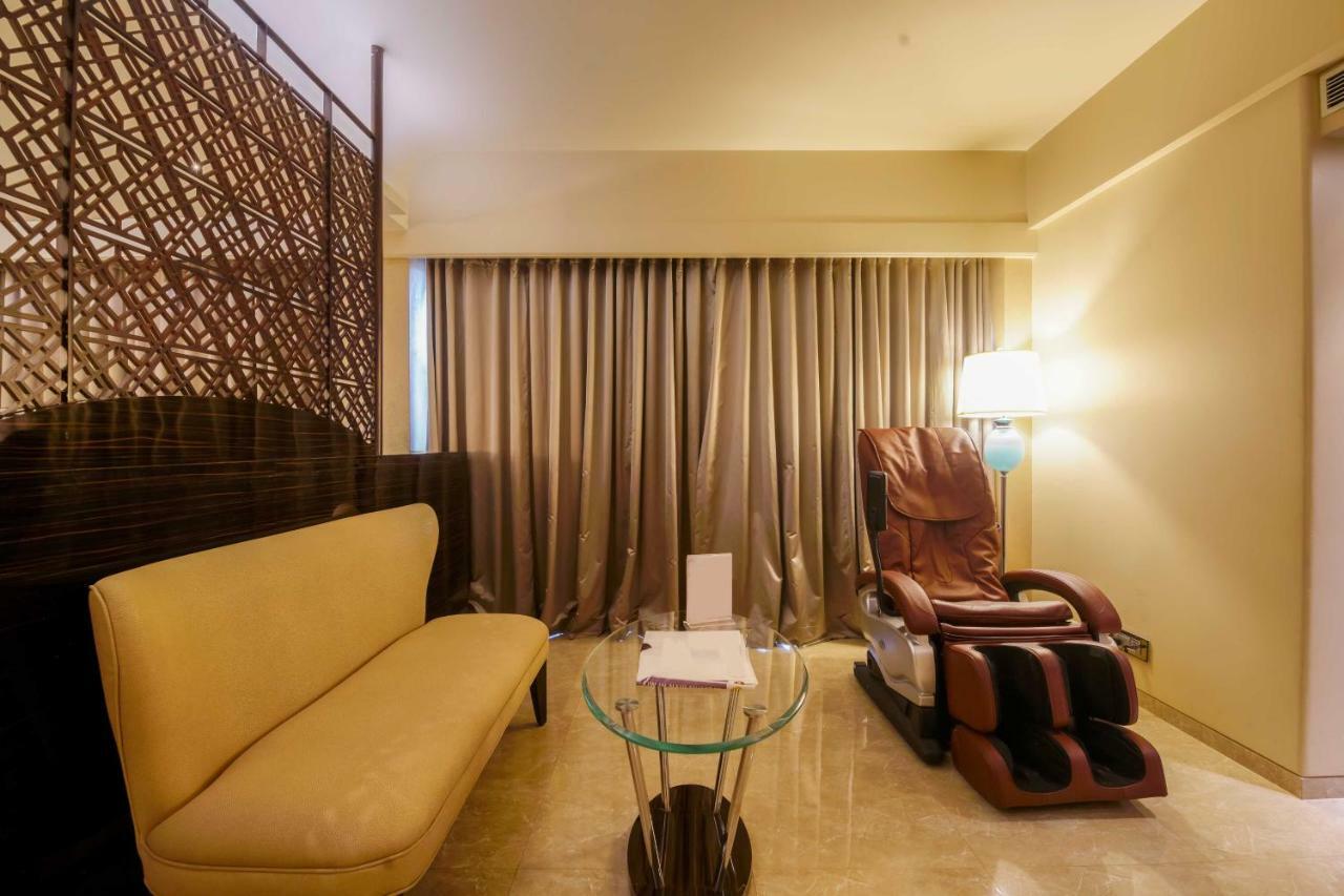 Sai Palace Grand, Malad Mumbai Exteriör bild